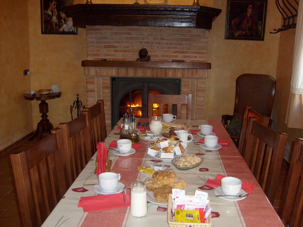 Senorio De Monterruiz ξενώνας Casas de Santa Cruz Εξωτερικό φωτογραφία